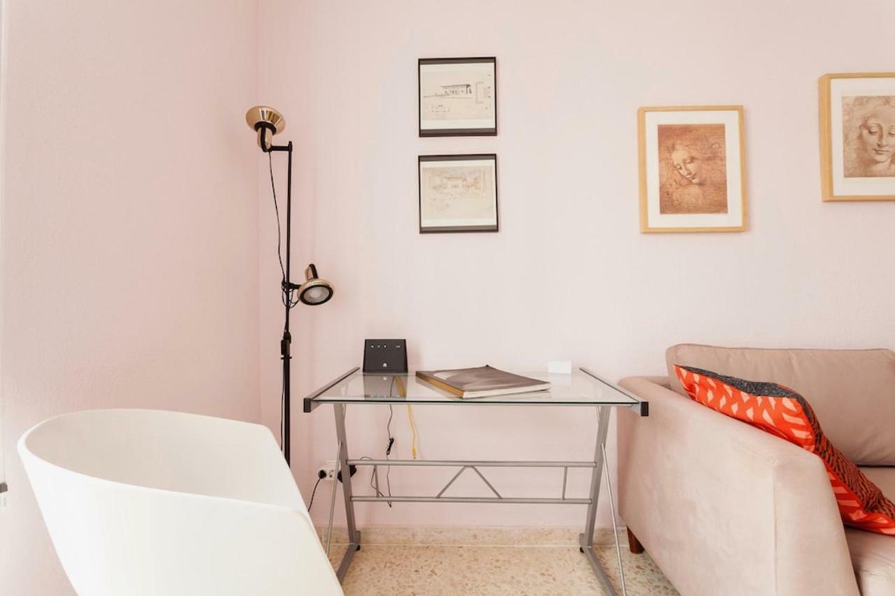 Apartamento Jardin De Santa Paula セビリア エクステリア 写真